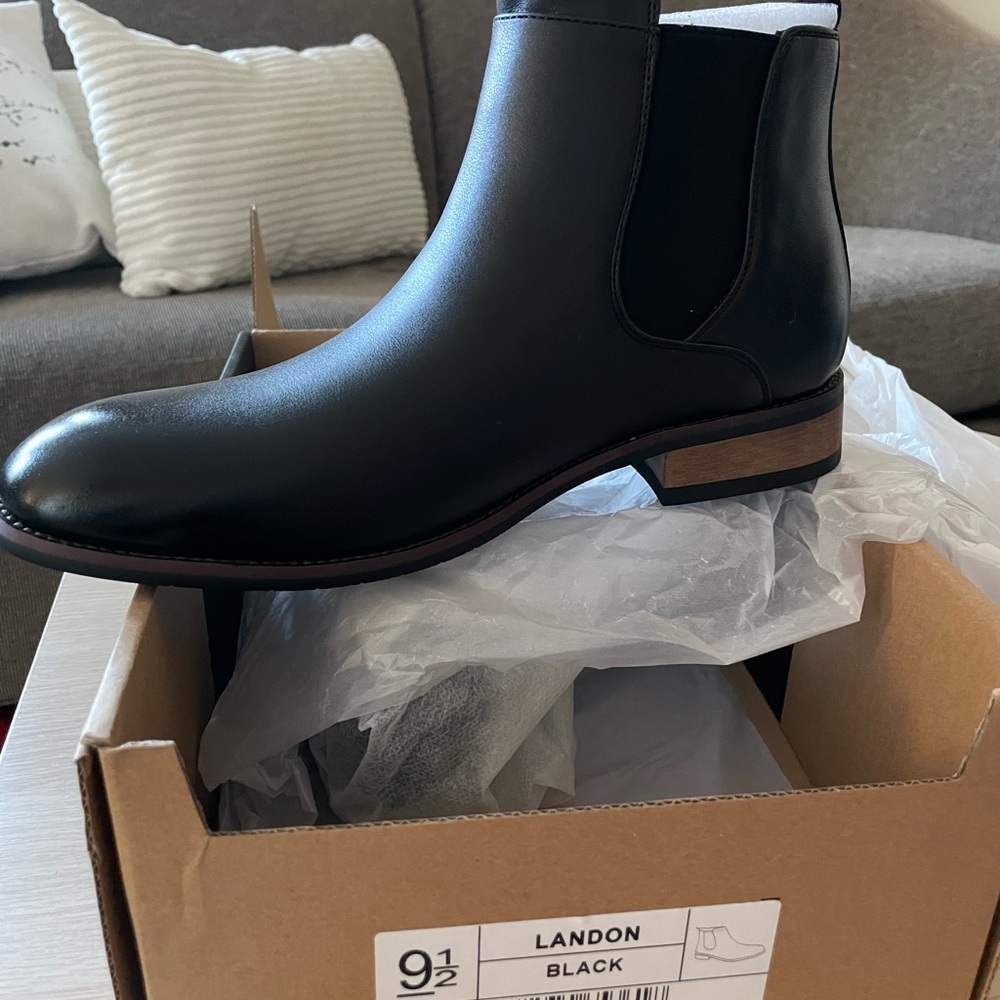 Landon Black men shoes* NEW*